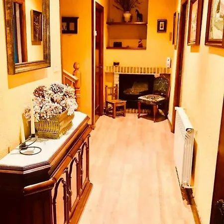 Casa Nano بيت للعطل Santa María del Páramo
